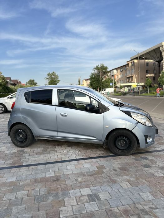 Spark 2 pozitsiya