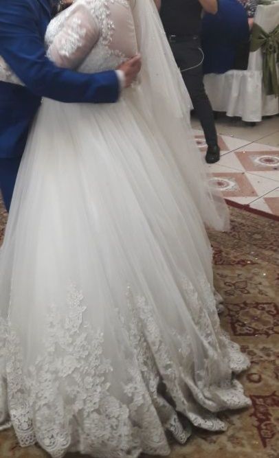 Продам свадебное платье