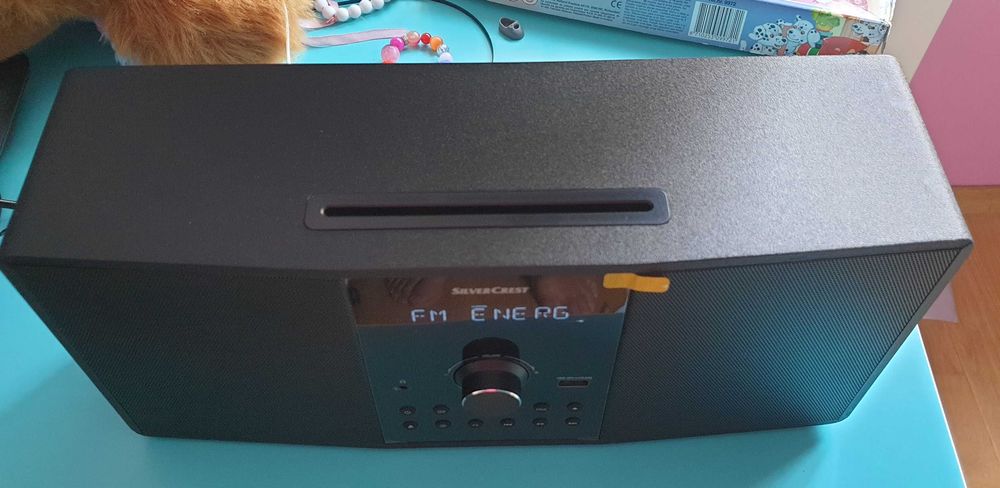 Mикро стерео уредба със CD, FM и DAB+ радио, Bluetooth, USB