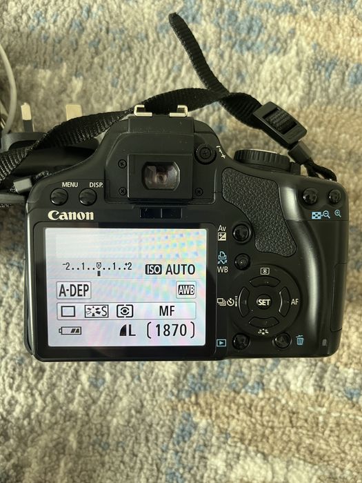 Aparat foto DSLR Canon EOS 450D