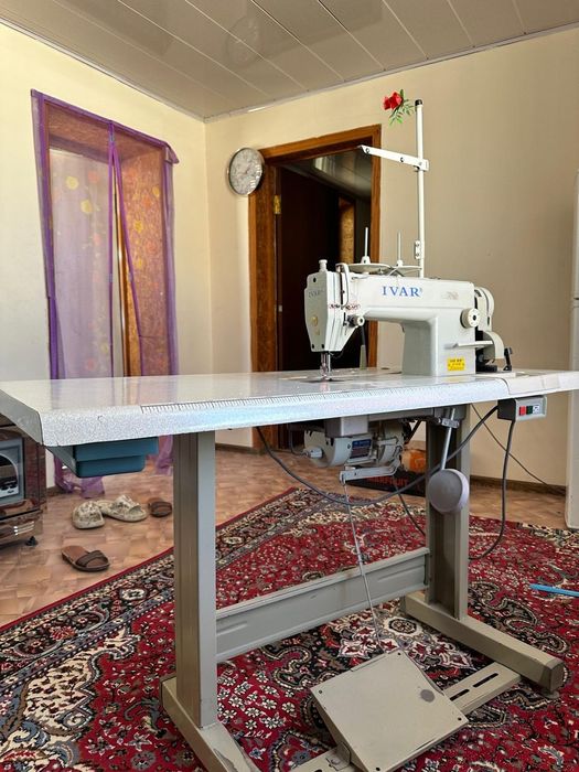 Срочно продам швейную машину Ivar