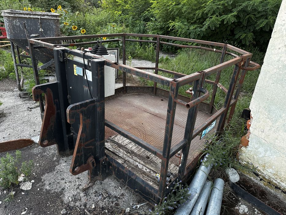 Nacela merlo caterpillar