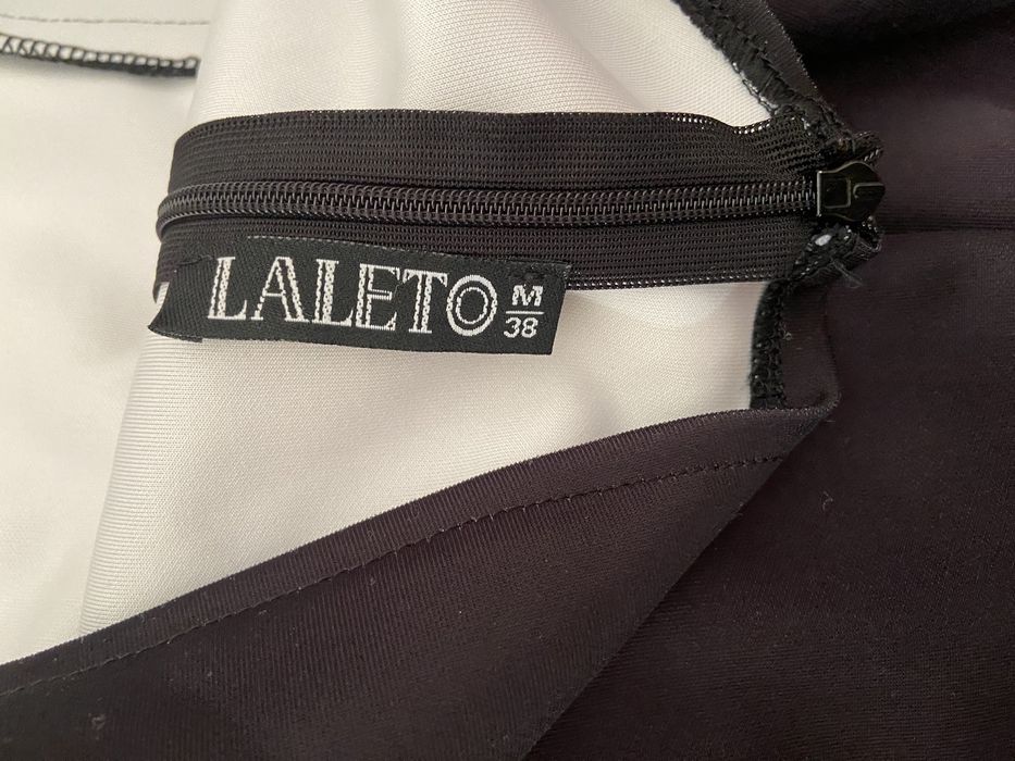 Елегантна рокля