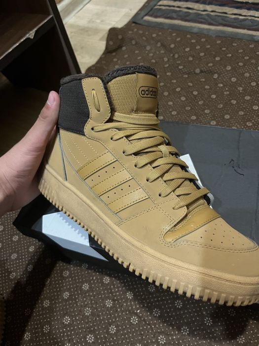 Адидас хупс     .