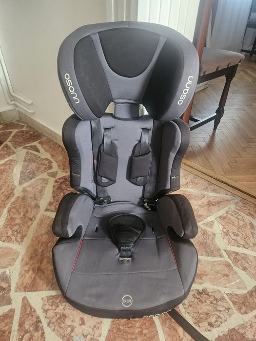 Scaun copil pentru mașină