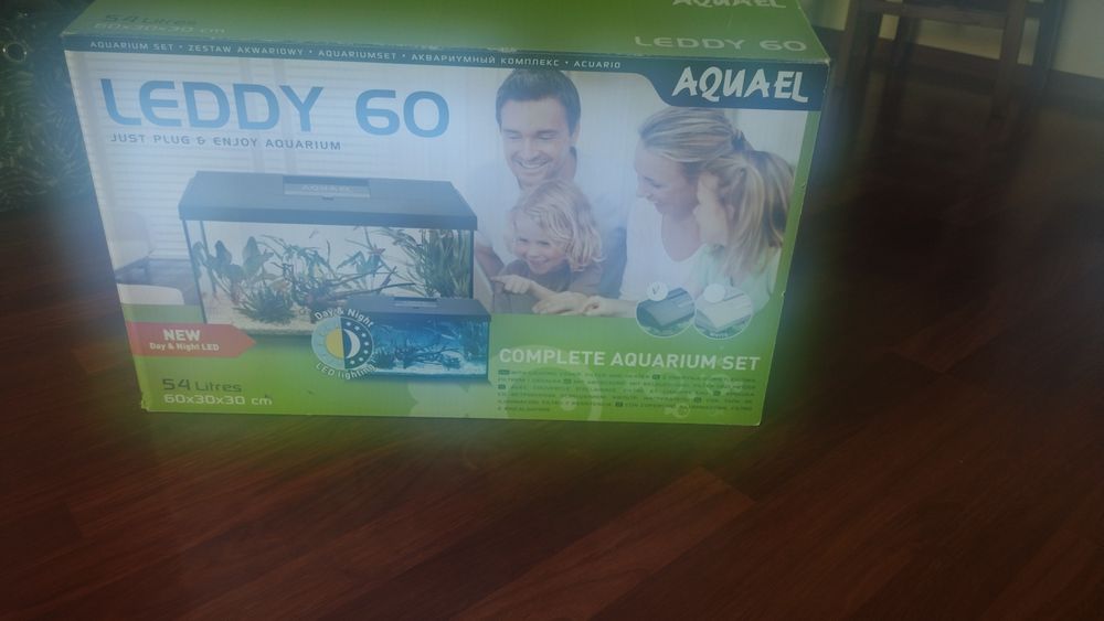 Acvariu  Aquael LEDDY 60