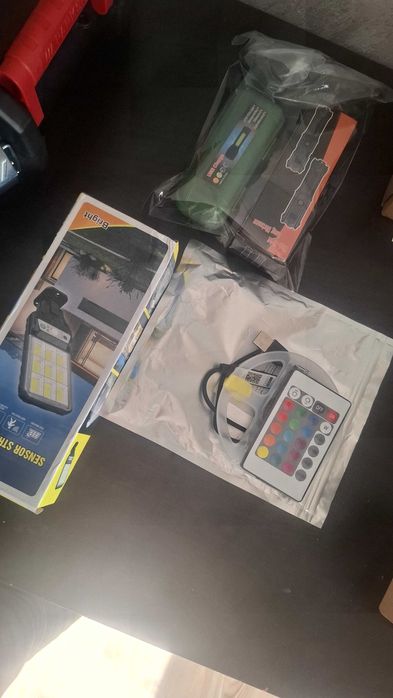 Сензорна лампа фенерчета и челник