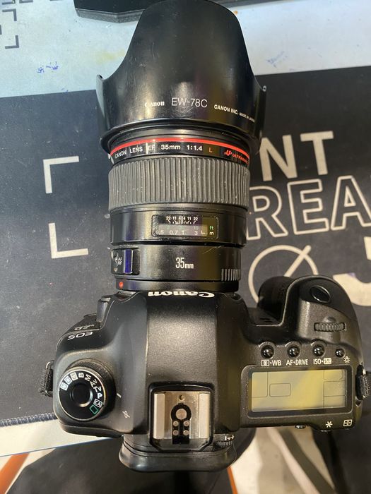 Продам фотопарат 5д