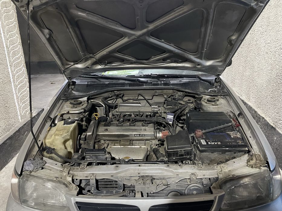 Автомобиль Toyota Carina E