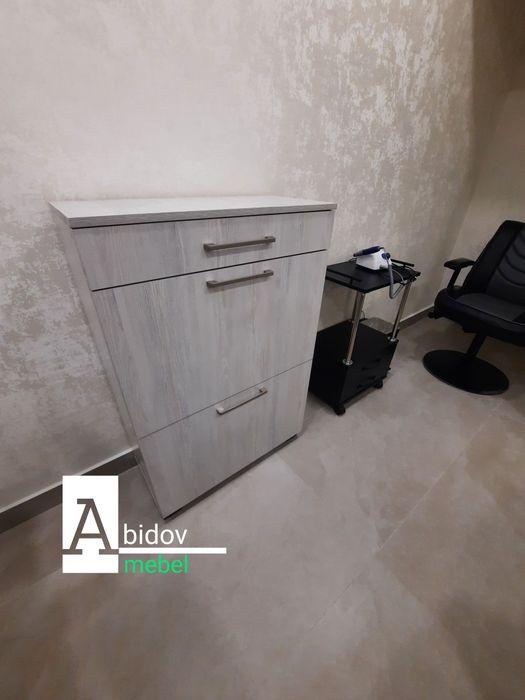 Современный обувной шкафчик