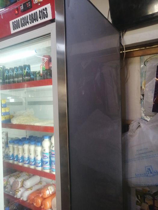 Холодильник продаётся