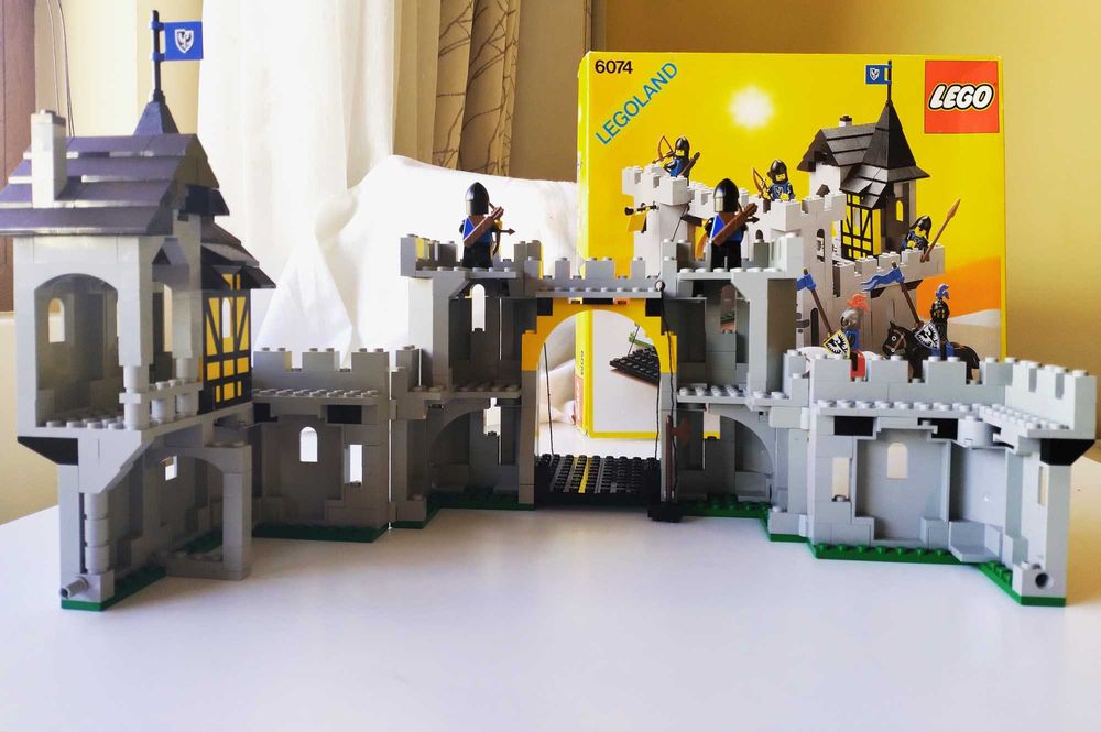Lego Castle 6074 Black Falcon's Fortress