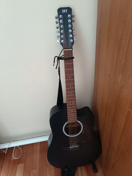 Гитара  электроакустическая