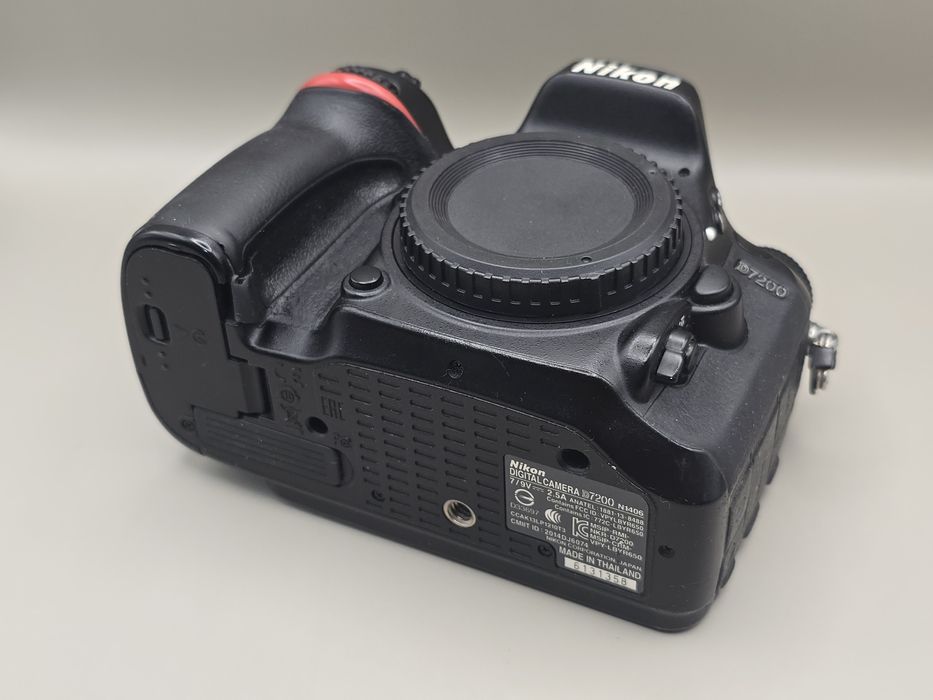 Body Nikon D7200