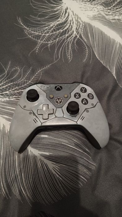 Controller Xbox One / Series Ediție limitata - Gears 5 (Kait Diaz)