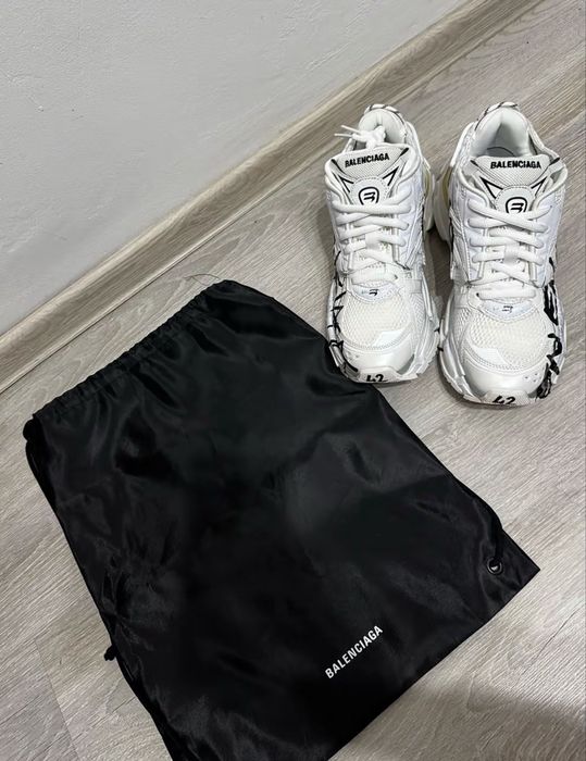 Balenciaga Runner