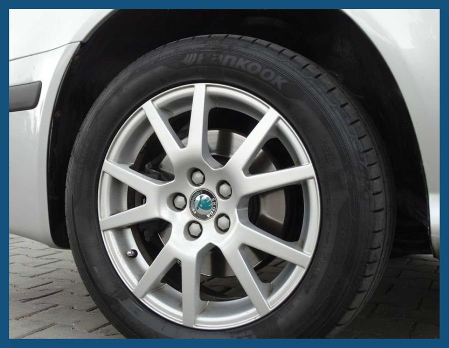 Set 4 capace 56mm 1ZD601151A jante aliaj Skoda