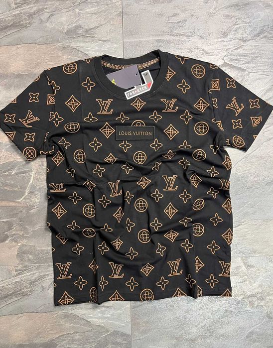 Мъжки Тениски Essentials