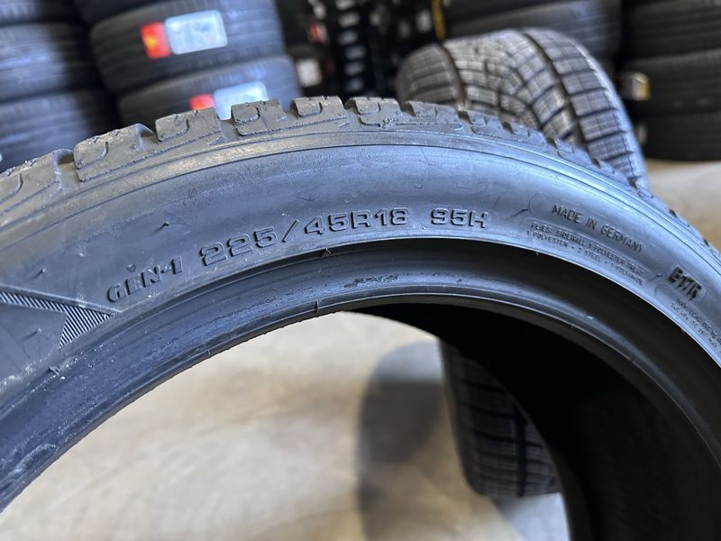 225/45/18 GOODYEAR 4бр