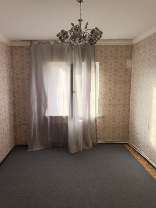 Срочно Продаётся Башлык 1в2/5/5 без мебелья без ремонта локации топ !