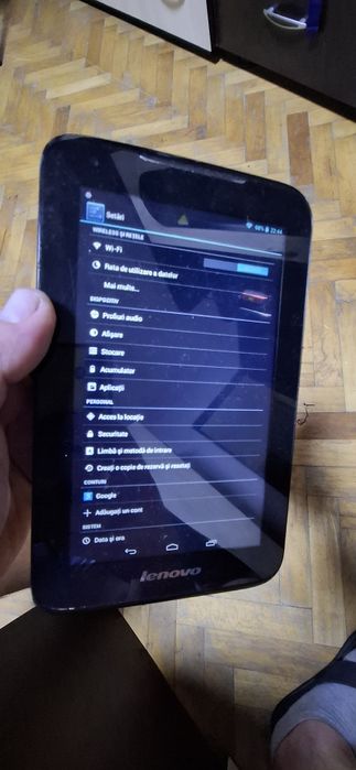 Tableta lenovo neagră