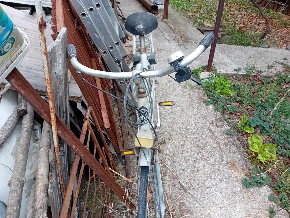 Колела 3,бр,стари запазени