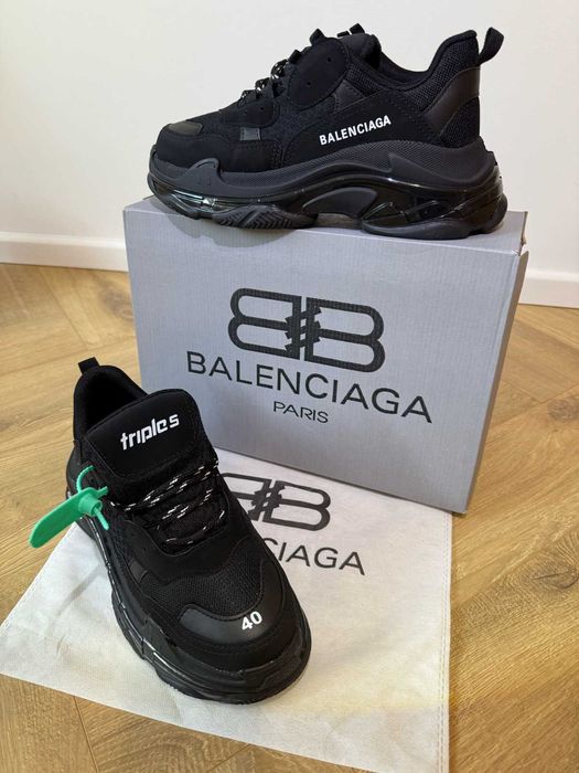 Adidasi Balenciaga Triple S - Produs NOU Full Box