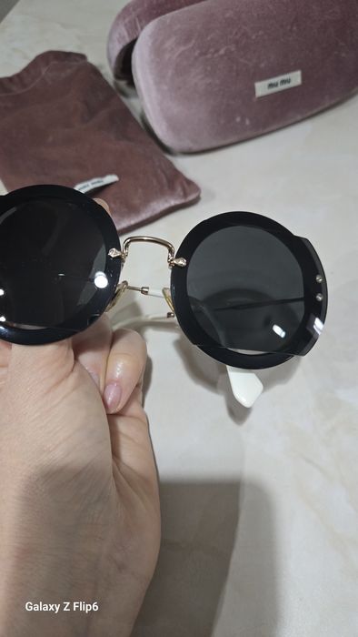Оригинални дамски слънчеви очила Miu miu