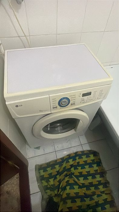Продам стиральную машину