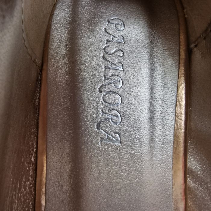 Set,pantofii,poseta aurii 37