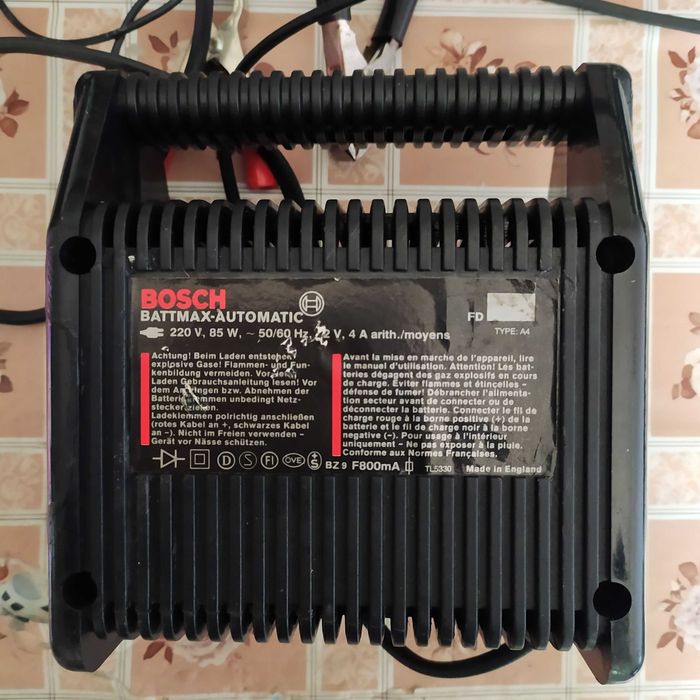 Зарядно за акумулатор BOSCH BATTMAX Automatic 12V