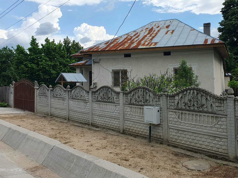 Vand casa 4 camere in Balcesti sau schimb cu apartament in Craiova