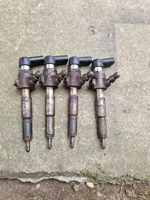 Vand injectoare pentru FORD FOCUS C-Max  1.8 TDCI