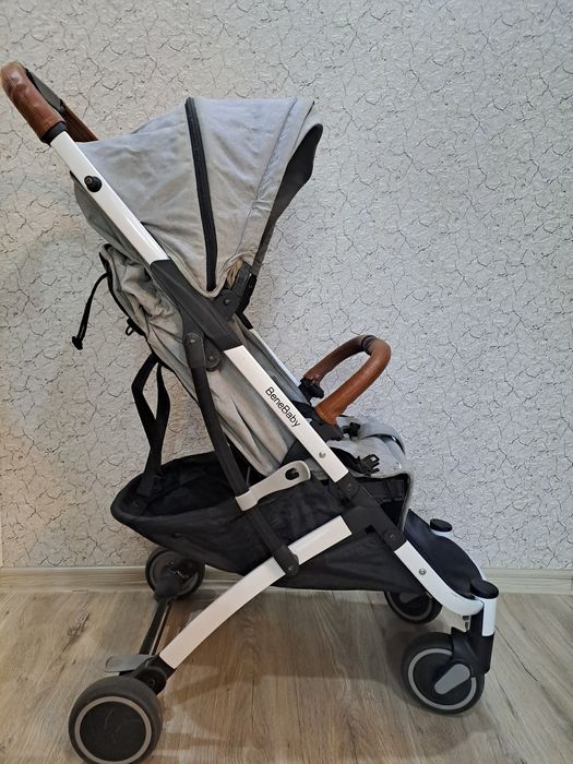 Продам детскую коляску