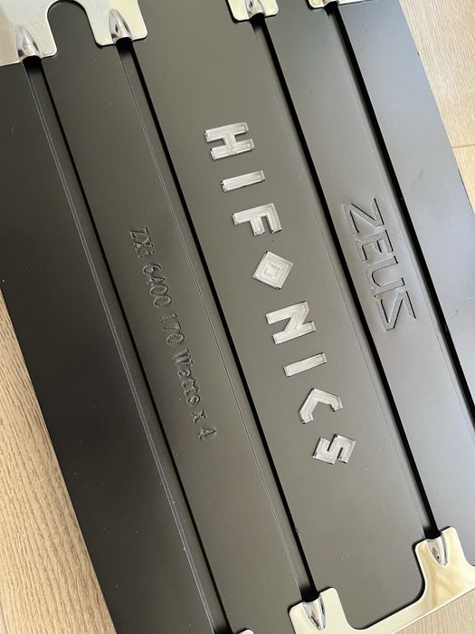 Amplificator Statie Auto Subwoofer Hifonics ZX6400