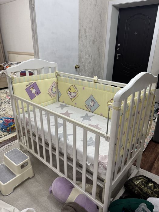 Продам кровать детскую