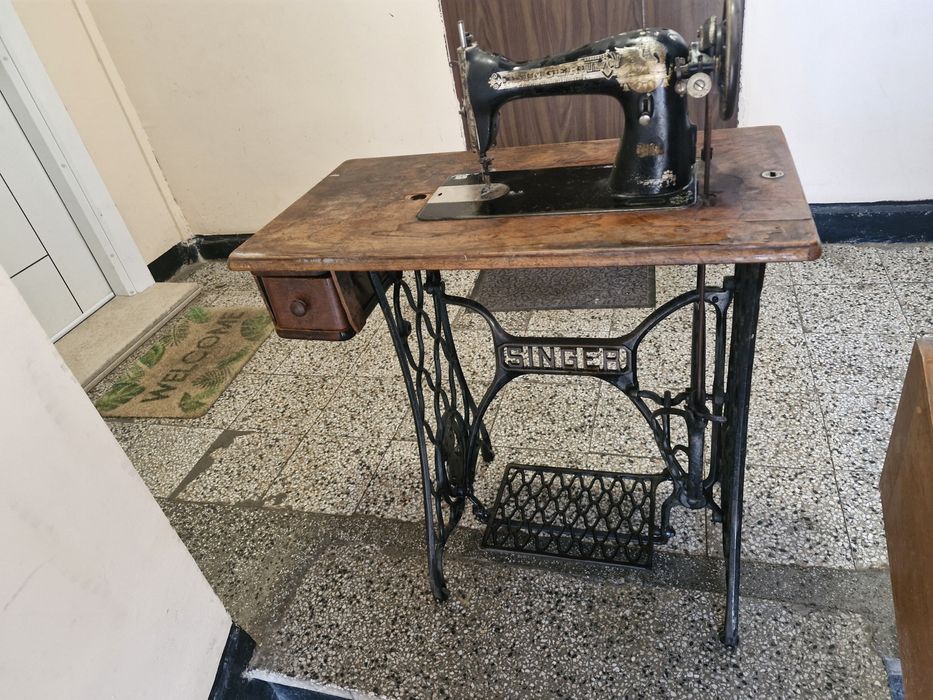 Шевна машина Singer