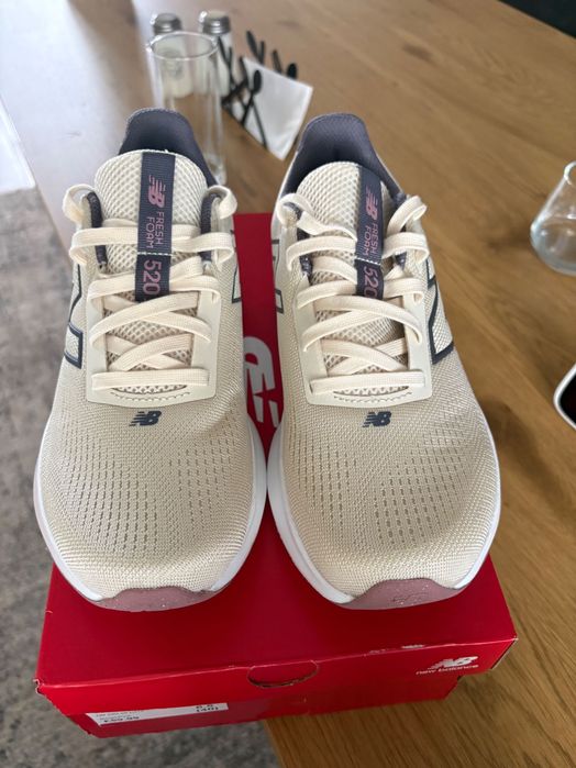 Маратонки New Balance нови