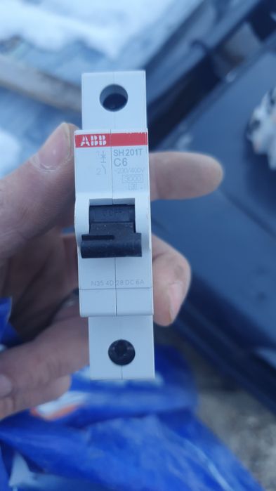 Disjunctor ABB  / siguranță automată / întrerupător