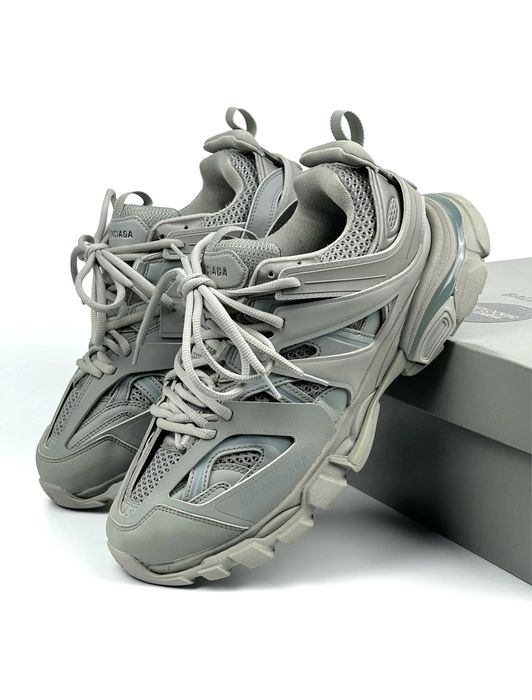 Balenciaga track 2 led