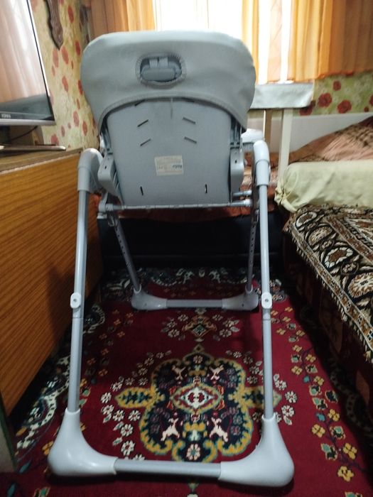 Детский стул для кормления