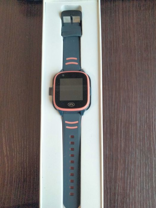 Продам смарт часы для девочки