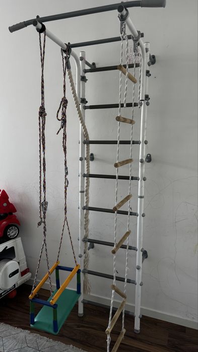 Шведская стенка детская