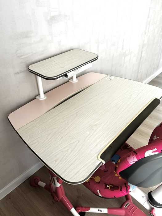 Детский стол с анатомическим стулом