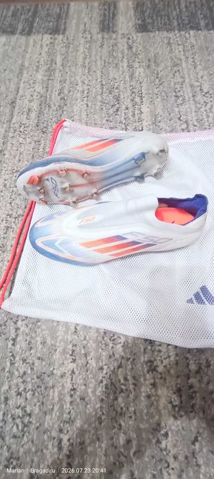 Ghete fotbal Adidas F50 Laceless FG