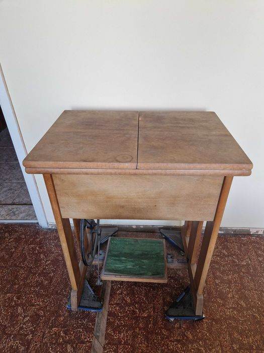 Продавам шевна машина Панония