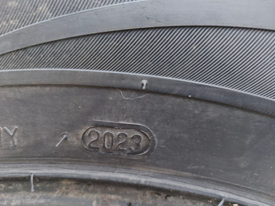 Продам летние шины 285/60/18