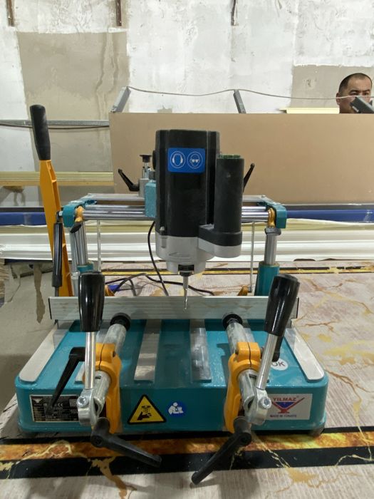 Станок Yilmaz вертикально-фрезерный