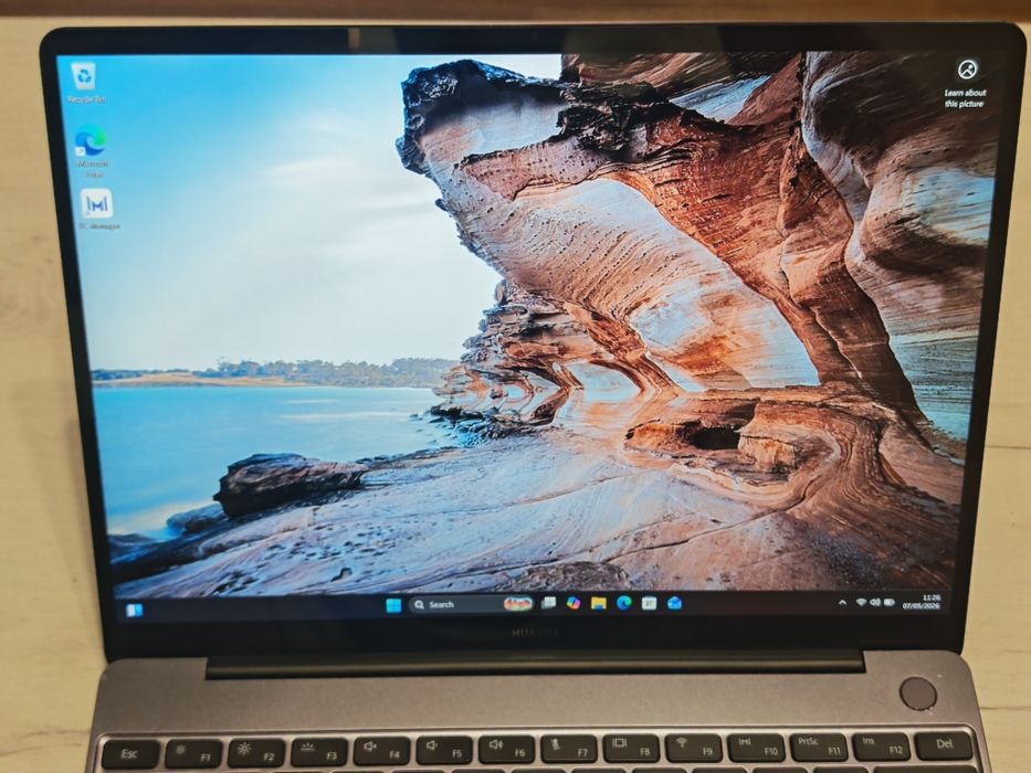 Huawei Matebook 13 i5 8265U- 8GB RAM 512 GB