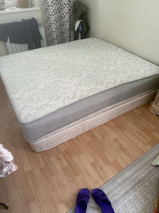 Продам два матраса